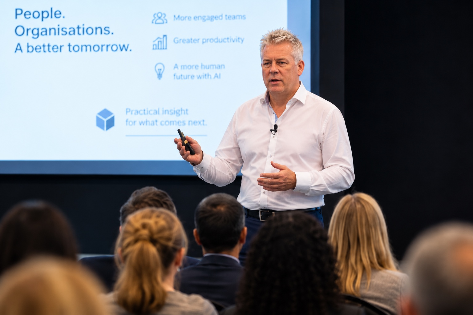 Mark Pym speaking to a leadership audience